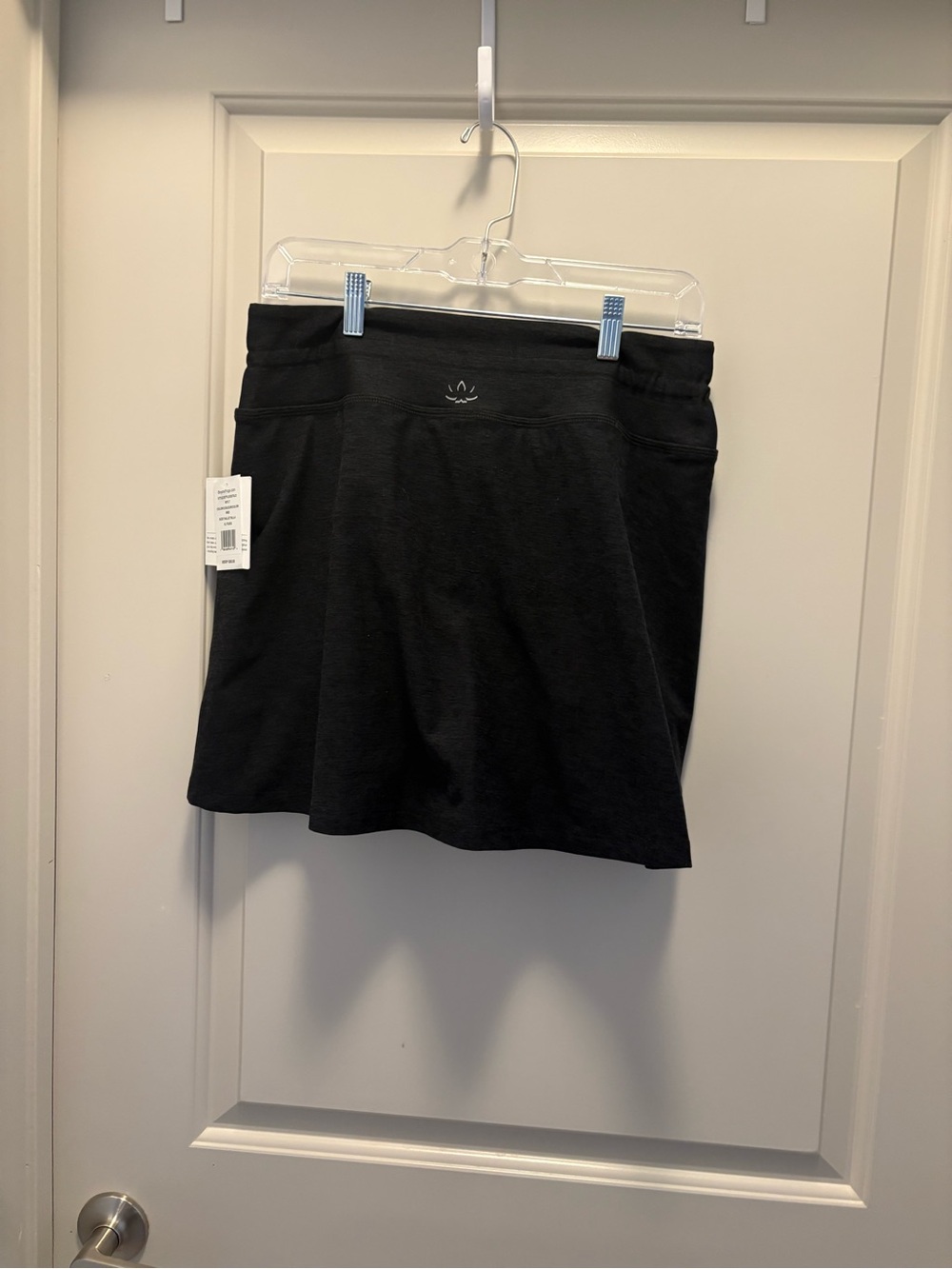 Beyond Yoga Black Skort built in shorts nwt size xl - Picture 6 of 7